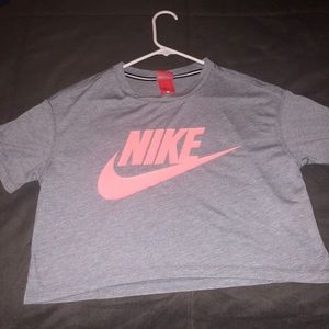 Nike Crop Top